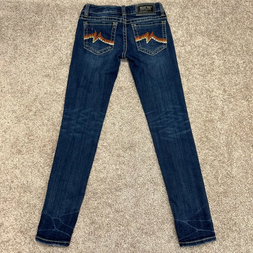 Miss Me Sunny Skinny Denim Jeans Women Size 26 Embroidery Thick‎ Stitch Distress